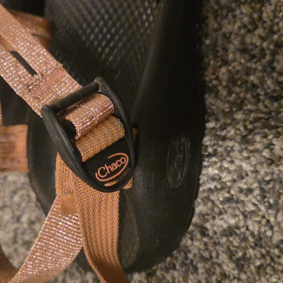 Chaco Rose Gold Strappy Sandals with Black Sole - Picture 3 of 3